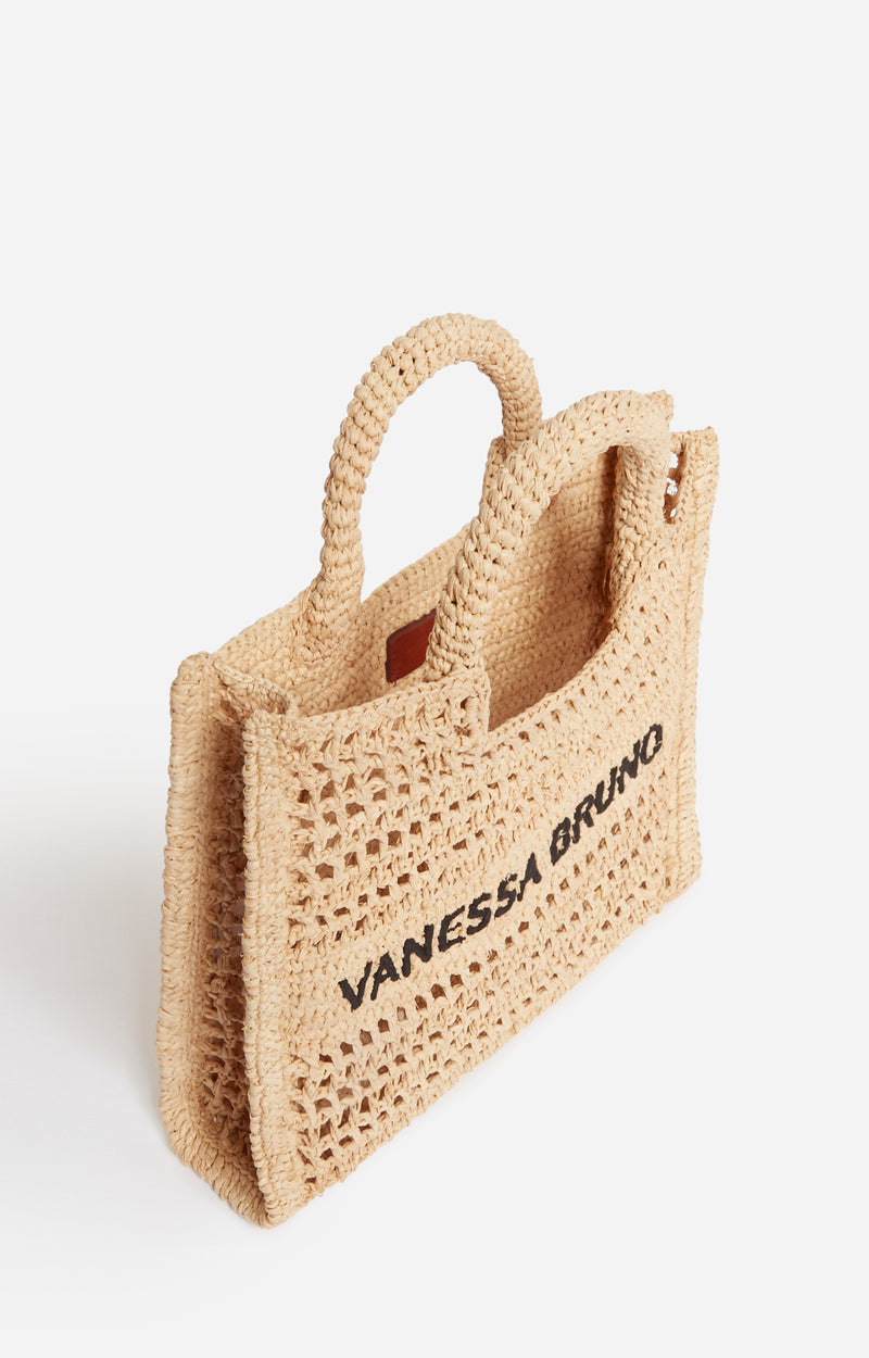 Petit panier en raphia