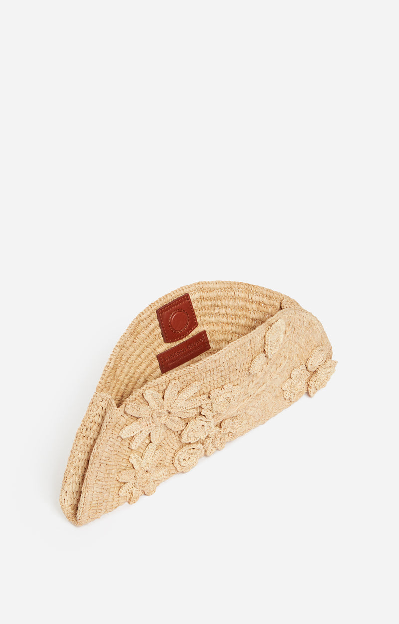 Pochette en raphia