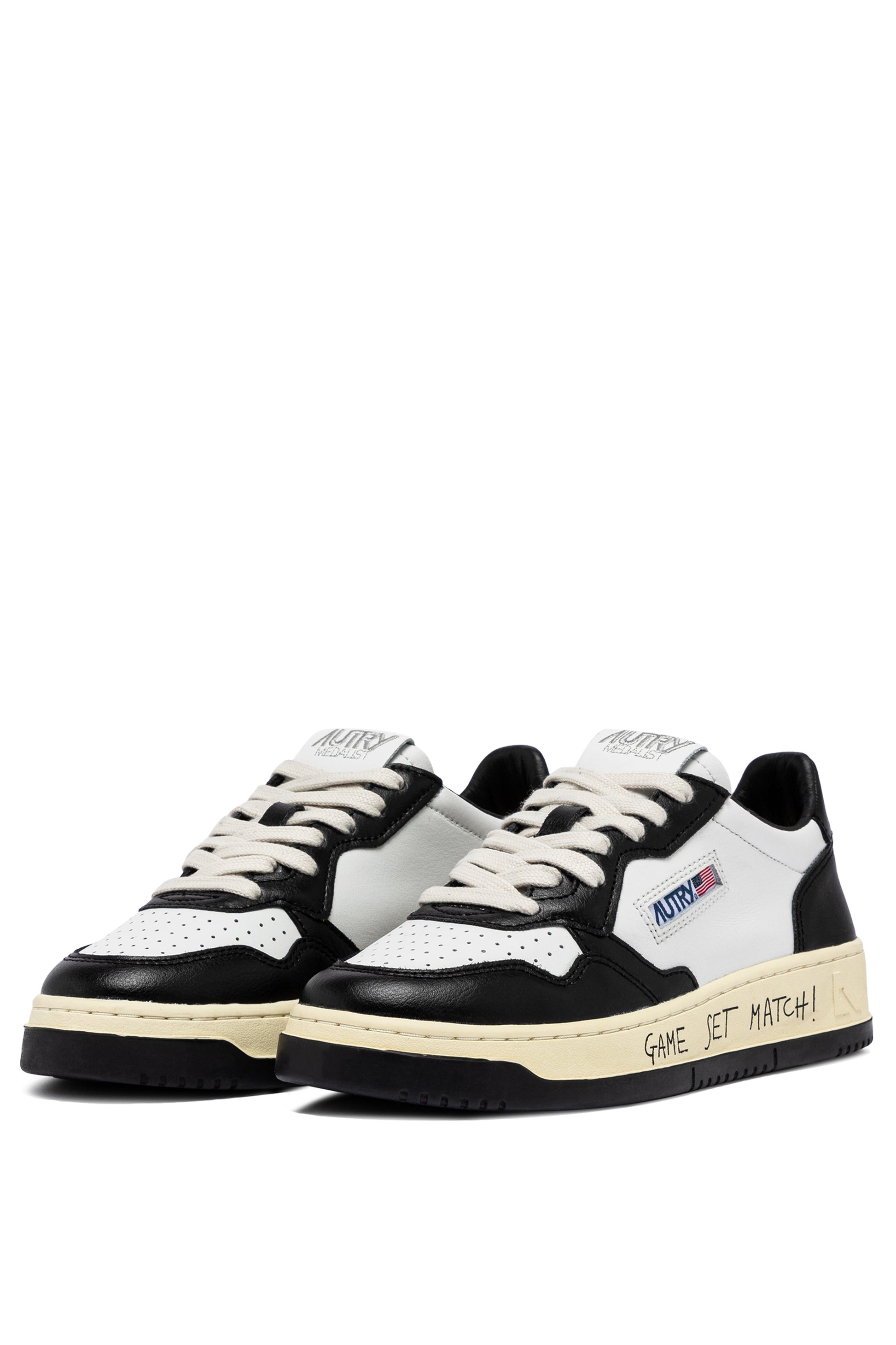 Medalist Low - Noir et Blanc