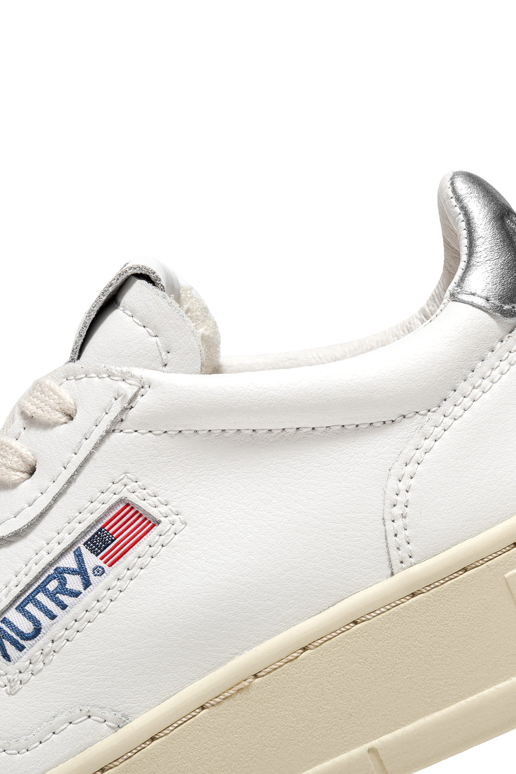 Medalist Low - Blanc et Argent