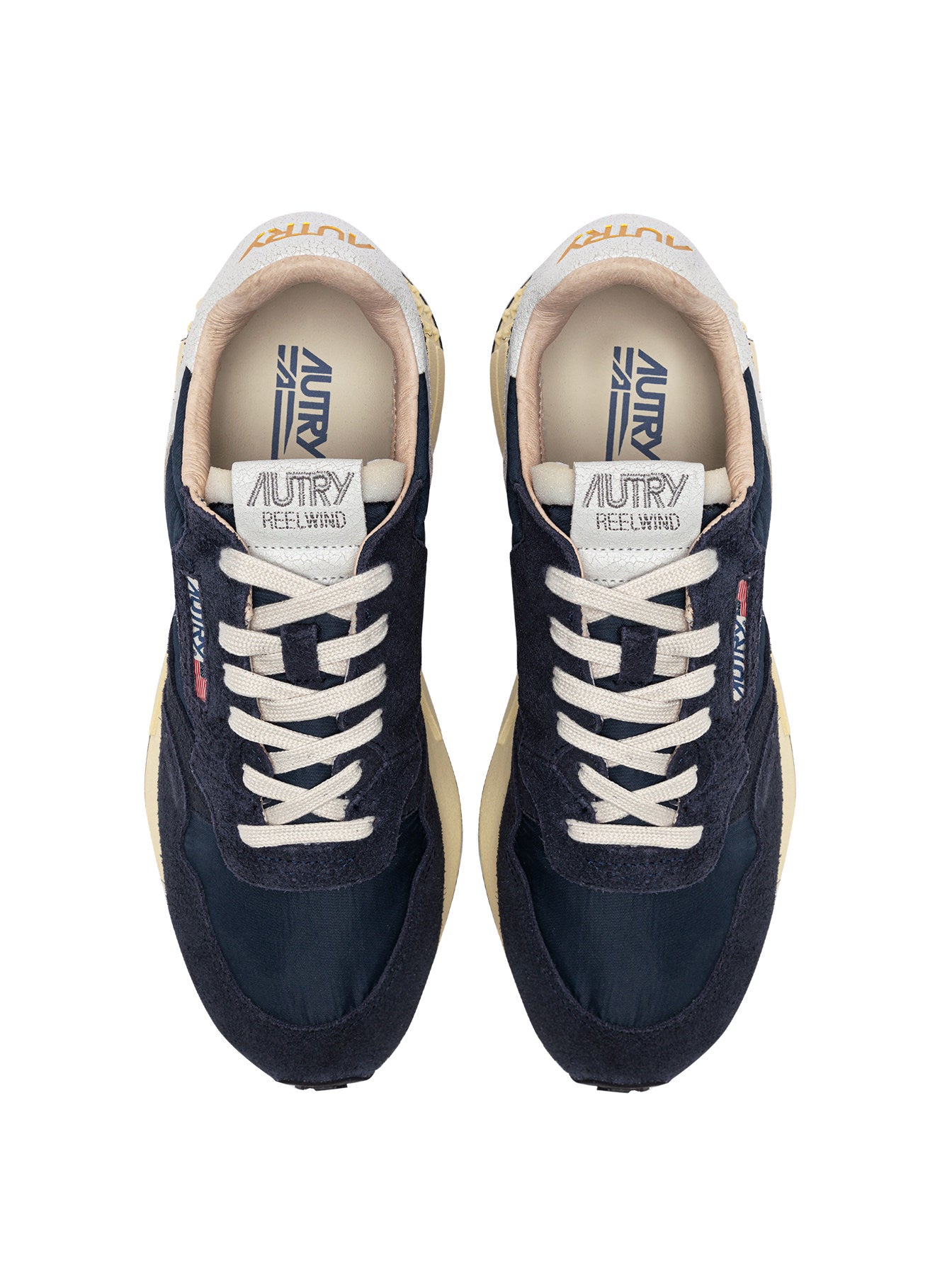 Reelwind - White Space