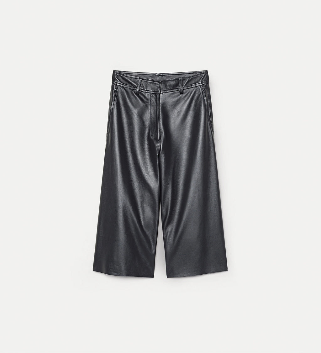 Bermuda en cuir nappa